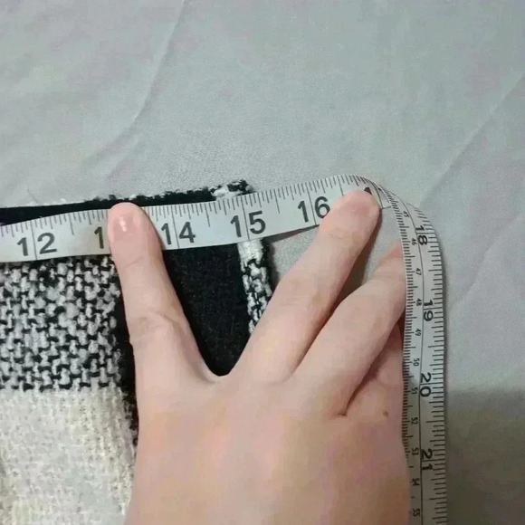 Forever 21 wool boucle buffalo check skirt sz M Checkered Print Boho Plaid Mini - Picture 2 of 6